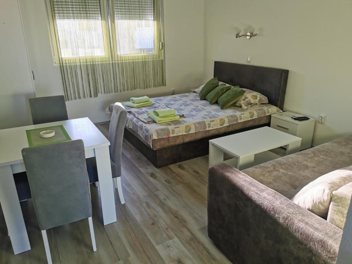 Apartmani Manila, Vauceri, Terme-Popust, Akva Park-Popust, Garazno Mesto Vrnjačka Banja Extérieur photo